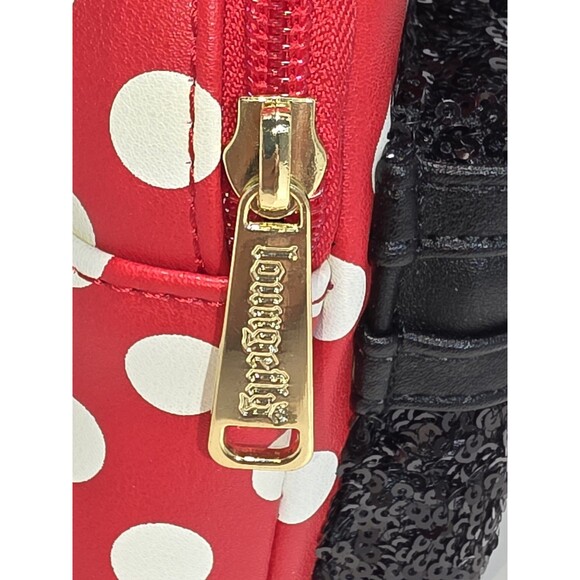 LOUNGEFLY DISNEY MINNIE MOUSE POLKA DOT BLACK SEQUIN WRISTLET BAG main image 10